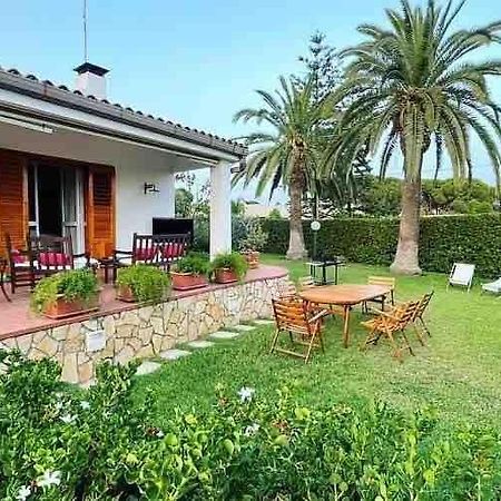Le Tre Palme Villa Fontane Bianche Exterior photo